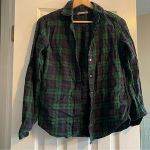 Uniqlo plaid flannel button down shirt